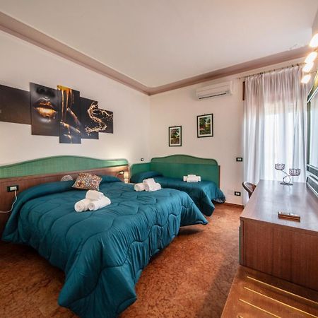 Suite Apartment Таорміна Екстер'єр фото